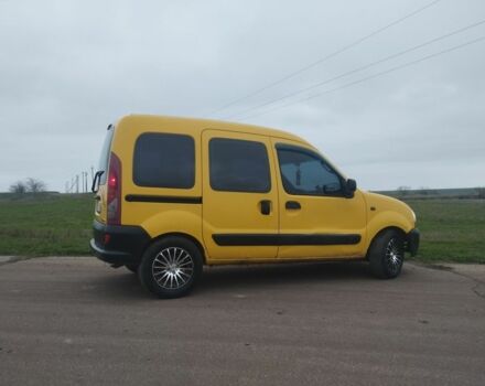 Желтый Рено Кенгу, объемом двигателя 1.9 л и пробегом 350 тыс. км за 3500 $, фото 1 на Automoto.ua