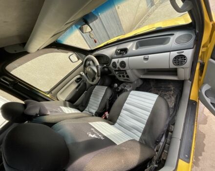 Жовтий Рено Кєнгу, об'ємом двигуна 1.5 л та пробігом 290 тис. км за 2550 $, фото 3 на Automoto.ua