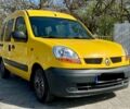 Желтый Рено Кенгу, объемом двигателя 0 л и пробегом 166 тыс. км за 3750 $, фото 1 на Automoto.ua