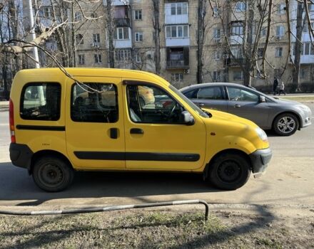 Желтый Рено Кенгу, объемом двигателя 1.5 л и пробегом 310 тыс. км за 3500 $, фото 2 на Automoto.ua