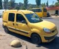 Желтый Рено Кенгу, объемом двигателя 1.5 л и пробегом 283 тыс. км за 2000 $, фото 2 на Automoto.ua