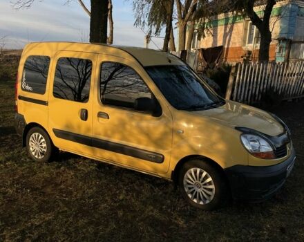 Желтый Рено Кенгу, объемом двигателя 1.5 л и пробегом 226 тыс. км за 3950 $, фото 3 на Automoto.ua