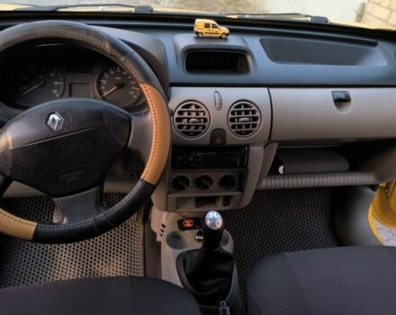 Желтый Рено Кенгу, объемом двигателя 1.5 л и пробегом 320 тыс. км за 4400 $, фото 16 на Automoto.ua