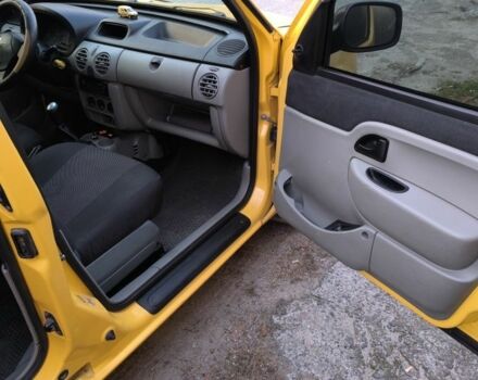 Желтый Рено Кенгу, объемом двигателя 1.5 л и пробегом 320 тыс. км за 4400 $, фото 10 на Automoto.ua