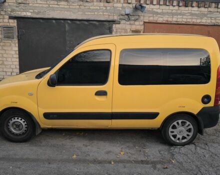 Желтый Рено Кенгу, объемом двигателя 1.5 л и пробегом 320 тыс. км за 4400 $, фото 1 на Automoto.ua