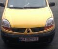 Желтый Рено Кенгу, объемом двигателя 1.5 л и пробегом 220 тыс. км за 3200 $, фото 1 на Automoto.ua
