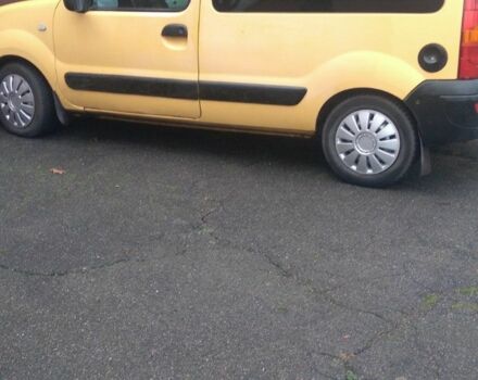 Желтый Рено Кенгу, объемом двигателя 1.5 л и пробегом 220 тыс. км за 3200 $, фото 2 на Automoto.ua