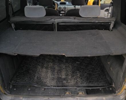 Желтый Рено Кенгу, объемом двигателя 1.5 л и пробегом 320 тыс. км за 4400 $, фото 17 на Automoto.ua