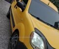 Жовтий Рено Кєнгу, об'ємом двигуна 1.5 л та пробігом 264 тис. км за 3550 $, фото 4 на Automoto.ua