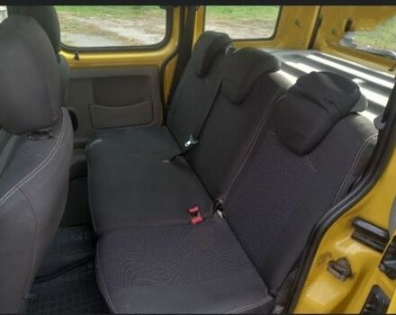 Желтый Рено Кенгу, объемом двигателя 1.5 л и пробегом 240 тыс. км за 4900 $, фото 15 на Automoto.ua