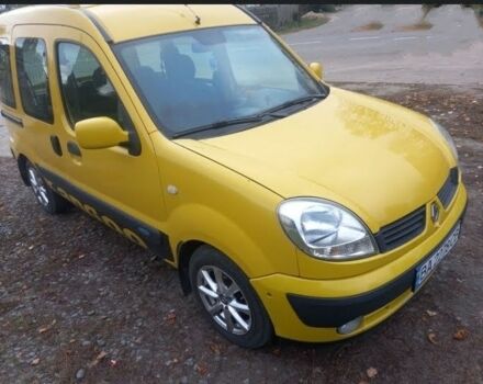 Желтый Рено Кенгу, объемом двигателя 1.5 л и пробегом 240 тыс. км за 4900 $, фото 2 на Automoto.ua