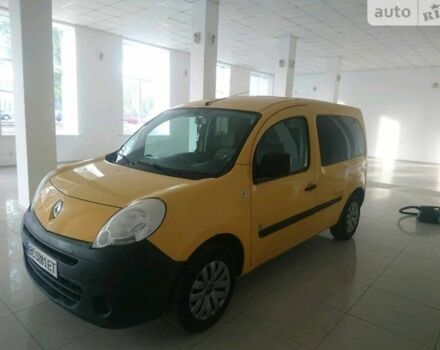 Желтый Рено Кенгу, объемом двигателя 0 л и пробегом 100 тыс. км за 12900 $, фото 4 на Automoto.ua