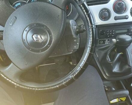 Желтый Рено Кенгу, объемом двигателя 0 л и пробегом 86 тыс. км за 8350 $, фото 10 на Automoto.ua