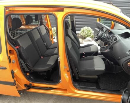 Желтый Рено Кенгу, объемом двигателя 1.5 л и пробегом 291 тыс. км за 10990 $, фото 14 на Automoto.ua