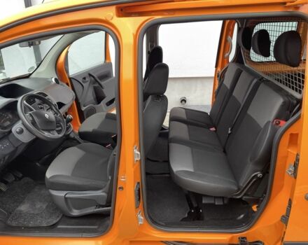 Желтый Рено Кенгу, объемом двигателя 1.5 л и пробегом 291 тыс. км за 10990 $, фото 12 на Automoto.ua