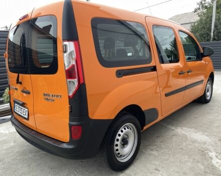 Желтый Рено Кенгу, объемом двигателя 1.5 л и пробегом 291 тыс. км за 10990 $, фото 5 на Automoto.ua