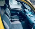 Желтый Рено Кенгу, объемом двигателя 1.1 л и пробегом 300 тыс. км за 2800 $, фото 3 на Automoto.ua