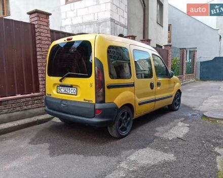 Желтый Рено Кенгу, объемом двигателя 1.87 л и пробегом 200 тыс. км за 2000 $, фото 1 на Automoto.ua