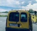 Желтый Рено Кенгу, объемом двигателя 1.1 л и пробегом 300 тыс. км за 2800 $, фото 1 на Automoto.ua