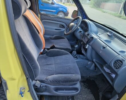 Желтый Рено Кенгу, объемом двигателя 1.9 л и пробегом 280 тыс. км за 2500 $, фото 3 на Automoto.ua