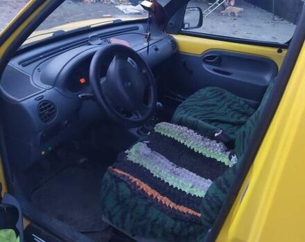 Желтый Рено Кенгу, объемом двигателя 1.87 л и пробегом 295 тыс. км за 3500 $, фото 8 на Automoto.ua