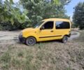 Желтый Рено Кенгу, объемом двигателя 1.9 л и пробегом 300 тыс. км за 1600 $, фото 1 на Automoto.ua