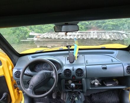 Рено Кенгу 1999 в Коломые на Automoto.ua Желтый Рено Кенгу, объемом двигателя 1.9 л и пробегом 328 тыс. км за 2500 $, фото 1 на Automoto.ua