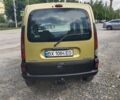 Желтый Рено Кенгу, объемом двигателя 1.87 л и пробегом 300 тыс. км за 2350 $, фото 6 на Automoto.ua