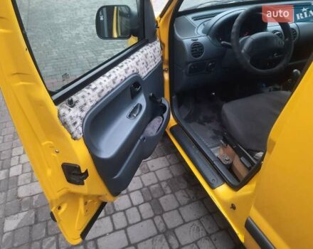 Жовтий Рено Кєнгу, об'ємом двигуна 1.87 л та пробігом 216 тис. км за 3000 $, фото 22 на Automoto.ua