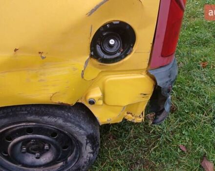 Желтый Рено Кенгу, объемом двигателя 1.87 л и пробегом 265 тыс. км за 3000 $, фото 2 на Automoto.ua