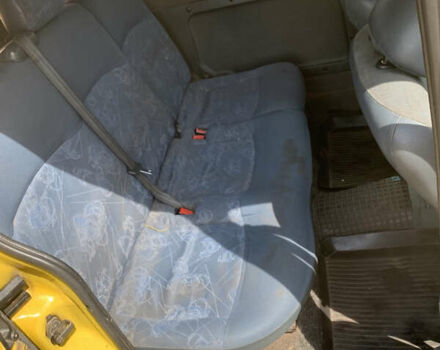 Желтый Рено Кенгу, объемом двигателя 1.9 л и пробегом 330 тыс. км за 2200 $, фото 12 на Automoto.ua