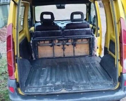 Желтый Рено Кенгу, объемом двигателя 1.9 л и пробегом 230 тыс. км за 2100 $, фото 7 на Automoto.ua