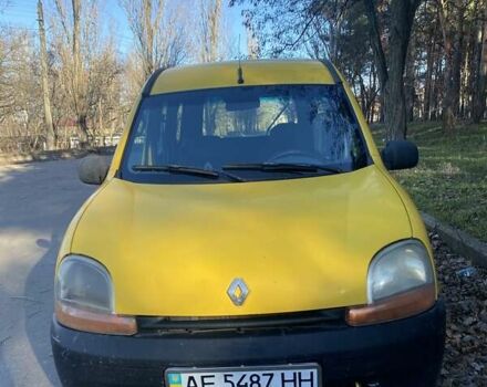 Желтый Рено Кенгу, объемом двигателя 1.9 л и пробегом 280 тыс. км за 3300 $, фото 1 на Automoto.ua
