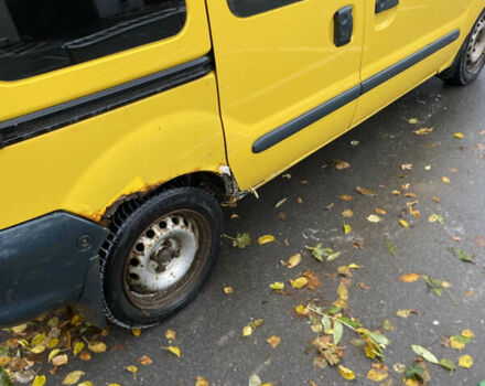 Желтый Рено Кенгу, объемом двигателя 1.87 л и пробегом 380 тыс. км за 2000 $, фото 7 на Automoto.ua