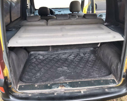 Желтый Рено Кенгу, объемом двигателя 1.87 л и пробегом 382 тыс. км за 2350 $, фото 6 на Automoto.ua