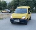 Желтый Рено Кенгу, объемом двигателя 1.9 л и пробегом 301 тыс. км за 2450 $, фото 1 на Automoto.ua