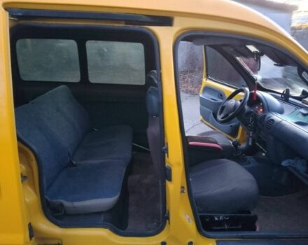 Желтый Рено Кенгу, объемом двигателя 1.9 л и пробегом 328 тыс. км за 3000 $, фото 15 на Automoto.ua