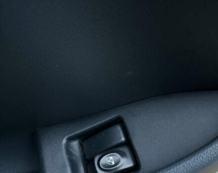 Желтый Рено Кенгу, объемом двигателя 1.87 л и пробегом 358 тыс. км за 3000 $, фото 12 на Automoto.ua