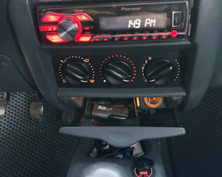 Желтый Рено Кенгу, объемом двигателя 1.87 л и пробегом 358 тыс. км за 3000 $, фото 35 на Automoto.ua