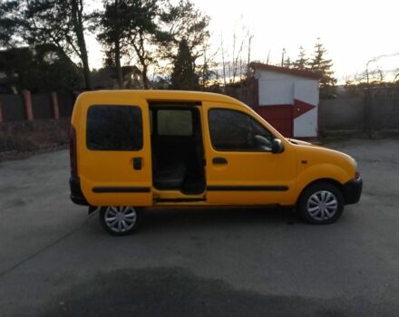 Желтый Рено Кенгу, объемом двигателя 1.9 л и пробегом 328 тыс. км за 3000 $, фото 7 на Automoto.ua