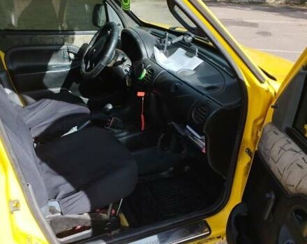 Желтый Рено Кенгу, объемом двигателя 1.9 л и пробегом 185 тыс. км за 2800 $, фото 6 на Automoto.ua