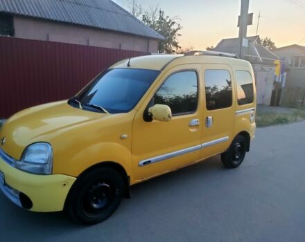 Желтый Рено Кенгу, объемом двигателя 1.9 л и пробегом 232 тыс. км за 2900 $, фото 2 на Automoto.ua