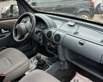 Желтый Рено Кенгу, объемом двигателя 1.9 л и пробегом 215 тыс. км за 2500 $, фото 12 на Automoto.ua