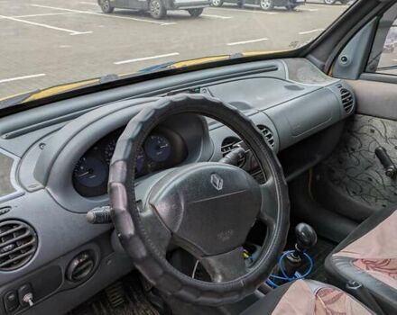 Желтый Рено Кенгу, объемом двигателя 1.87 л и пробегом 379 тыс. км за 3200 $, фото 2 на Automoto.ua