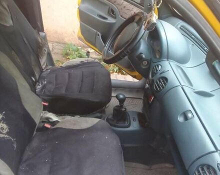 Желтый Рено Кенгу, объемом двигателя 1.87 л и пробегом 340 тыс. км за 3000 $, фото 4 на Automoto.ua