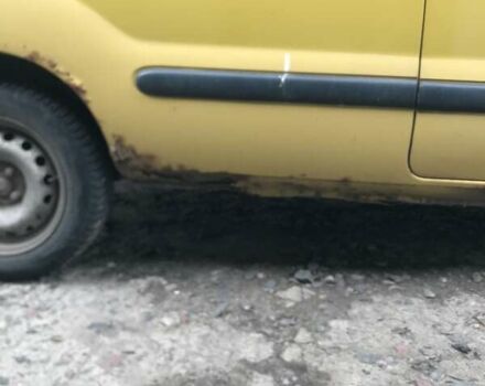 Желтый Рено Кенгу, объемом двигателя 1.87 л и пробегом 325 тыс. км за 1500 $, фото 2 на Automoto.ua