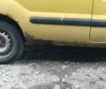 Желтый Рено Кенгу, объемом двигателя 1.87 л и пробегом 325 тыс. км за 1500 $, фото 2 на Automoto.ua