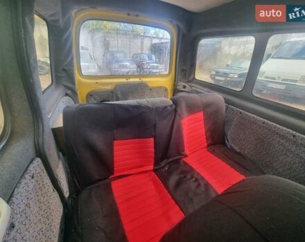 Желтый Рено Кенгу, объемом двигателя 1.87 л и пробегом 305 тыс. км за 2150 $, фото 10 на Automoto.ua