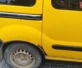 Желтый Рено Кенгу, объемом двигателя 1.9 л и пробегом 330 тыс. км за 2750 $, фото 7 на Automoto.ua