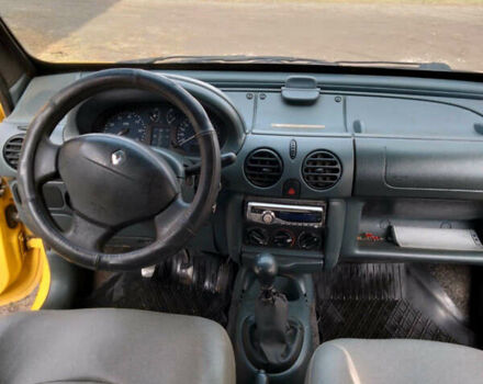 Желтый Рено Кенгу, объемом двигателя 1.87 л и пробегом 382 тыс. км за 2350 $, фото 11 на Automoto.ua